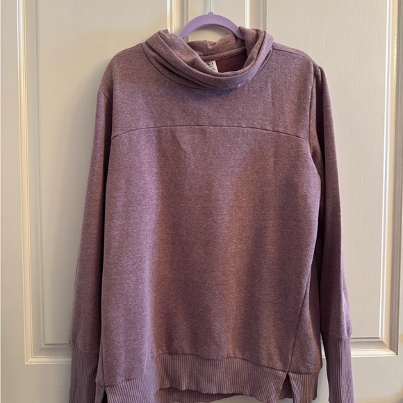 Athletic Sweater  - 50% off during Live Show! - Picture 1 of 6